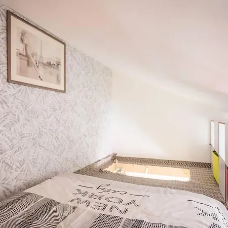 Smart Casa + Terrasse Parking Gratuit 24/24 * Pau