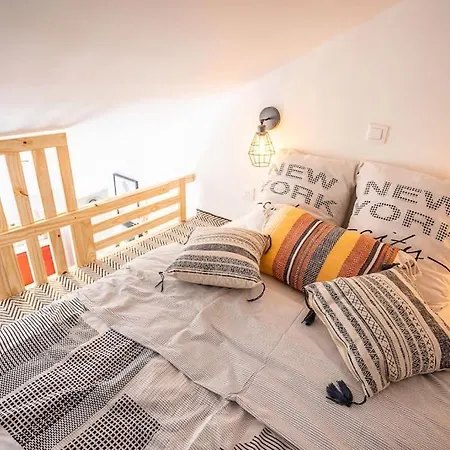 Smart Casa + Terrasse Parking Gratuit 24/24 * Pau
